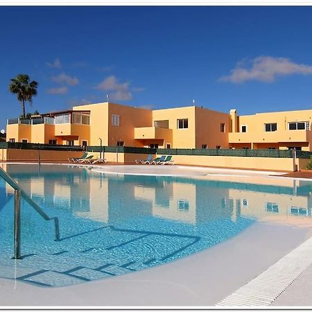 Oasis Bay Apartment Corralejo Exterior photo