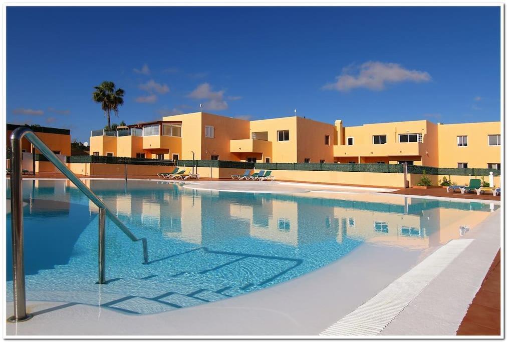 Oasis Bay Apartment Corralejo Exterior photo